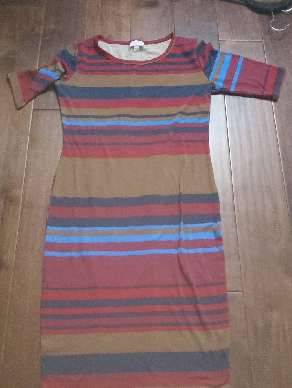 LuLaRoe Striped Scoop-Neck Midi Dress in Red, Brown, Blue Size Xs Fits Like Smal